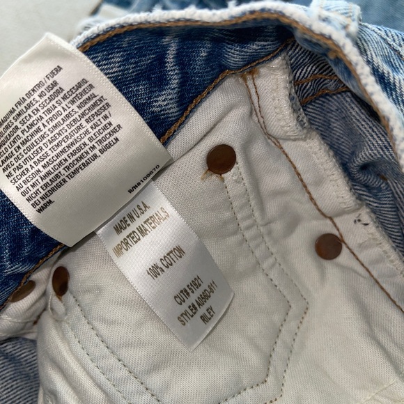 Agolde Riley High Rise Straight Crop in Zephyr - Picture 10 of 10